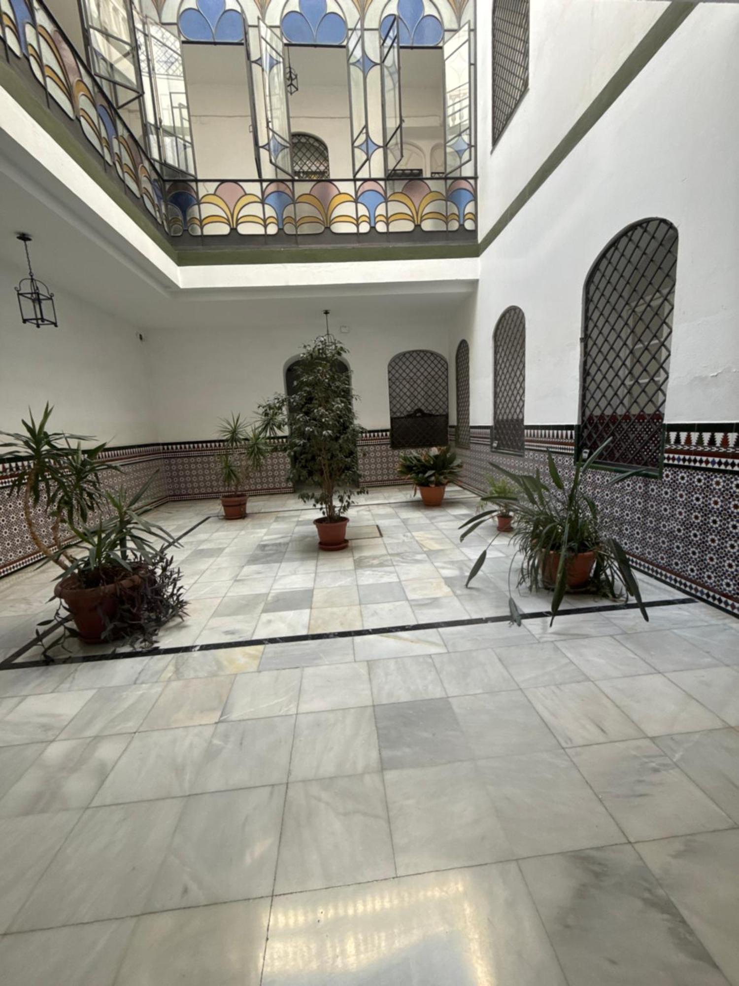 Pikis Center Sevilla Экстерьер фото